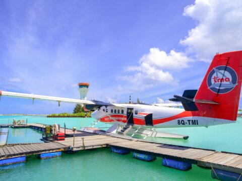 Convert a Seaplane into an Amphibious Aircraft Legally and Safely