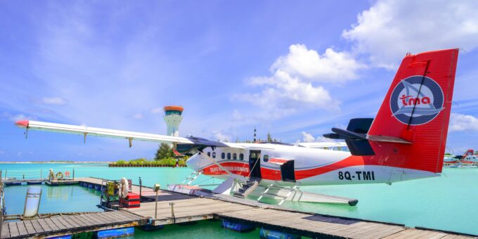 Convert a Seaplane into an Amphibious Aircraft Legally and Safely