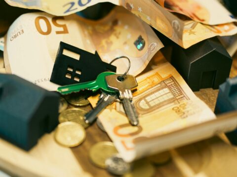 Rent vs Buy a Business Jet: Which Saves More Money?