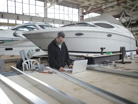 Improve Airline Profitability Using Fuel-Efficient Regional Aircraft