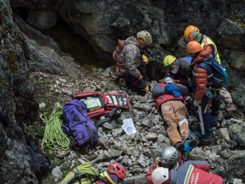 Search and Rescue Aircraft Support Coast Guard Operations