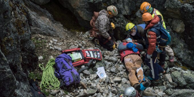 Search and Rescue Aircraft Support Coast Guard Operations